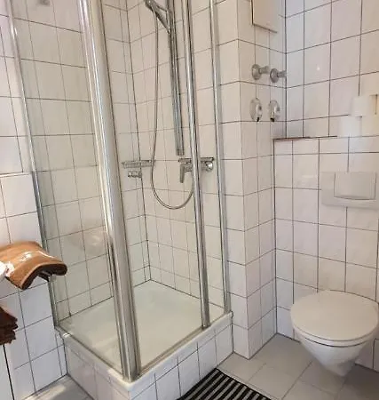 아파트 Schoene Ruhige Und Helle In